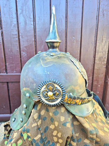 Deutsche pickelhaube mit - deutsche,