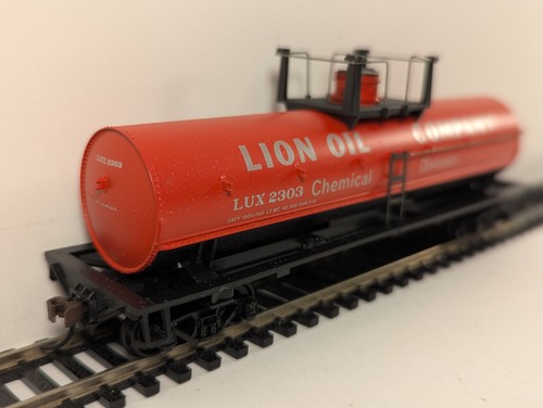 Athearn spur lion - ho, oil