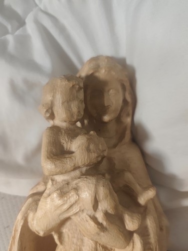 Handgeschnitzte holzfiguren - handgeschnitzte,
