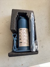 Mercedes Benz Hydraulic Floor