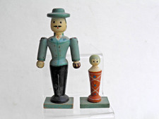 2 ältere Erzgebirge? Figuren mit Magnet Wickelkind Fatschenkind Eleganter Herr