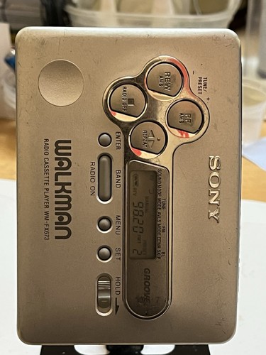Sony tragbarer radio - sony,