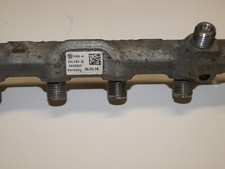 Vw Railrohr 0435323 Kraftstoff Verteilerrohr 04L089G Gebraucht