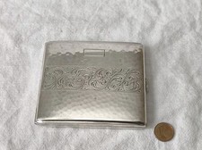 Altes Zigarettenetui Alpacca 9 x 8 cm Hammerschlag Dekoratives Muster Vintage 