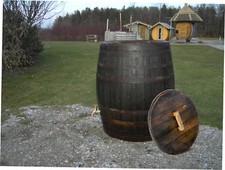 Regentonne 500 Liter Wasserfaß  Holzfaß Gartenfaß Eichenfaß  Whiskyfaß gebraucht
