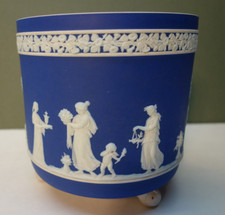 Wedgwood Blau Jasperware