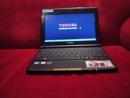 Toshiba nb500 13f notebook - toshiba,