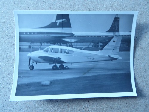Foto flugzeug piper 23 - flugzeug, pa-23