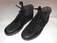 Medicus Linn Sneaker