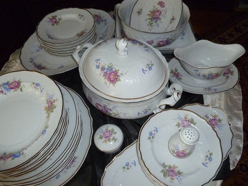 Porzellangeschirr-Set