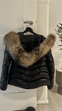 WeLoveFurs Daunenjacke