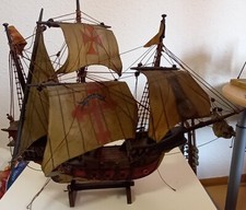 sehr altes Schiffsmodell