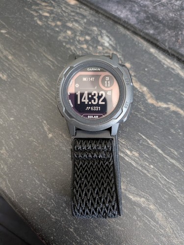 Garmin instinct solar - garmin,