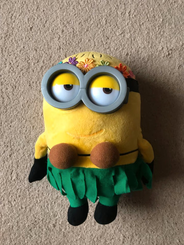 Stofftier minions mit - stofftier, brille