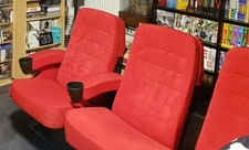 Kino Stühle rot inkl