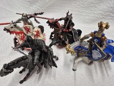 .۩۞۩. PAPO  4 Reiter mit Pferden und Waffen KONVOLUT .۩۞۩. Mittelalter Fantasy ۞