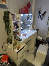 Schminktisch Kosmetiktisch mit