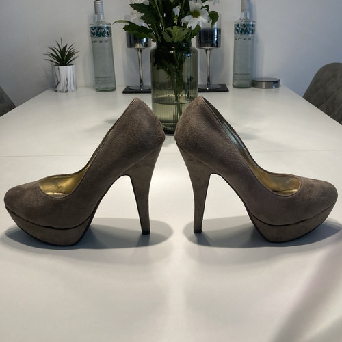Elegante plateau high - heels, in