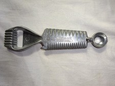 Alter Decorex-Special  Flaschenöfffner Garniergerät Kapselheber Dosenlo