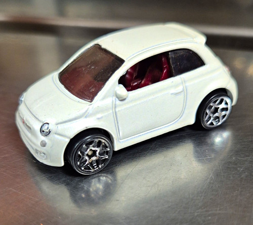 Hot wheels fiat - hot,