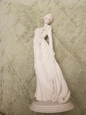 alabaster figur AURO BELCARI signiert 1981