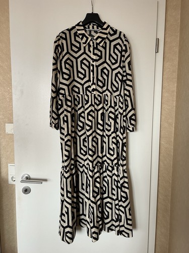Zara the karen - karen, maxi