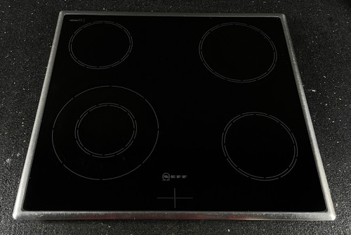 Neff htek73 m1323n0 - neff,