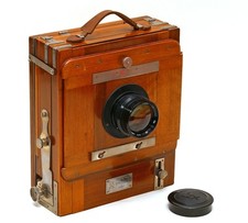 Russische Holzkamera Field