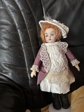 Alte Puppe (Porzellankopf) 26