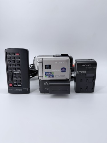 Sony dcr pc5e minidv - minidv, camcorder