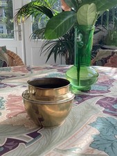 Art Deco/ Jugendstil. Zierlicher Messing Blumenübertopf. Top Erhalten.