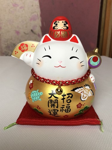 Kleine katze lucky maneki neko - maneki,