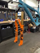 Fox 36 Factory Kashima Grip2