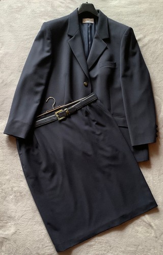 Dunkelblaues kostüm jacke - dunkelblaues,