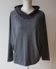Wellness Kapuzen Langarmshirt Gr. L (Gr. 44/46) Lingerie C&A Fledermausarm grau