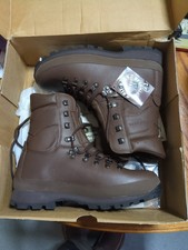 Altberg Defender High