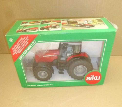Siku farmer 3251 massey - 1:32,