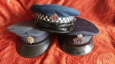 Polizei Schirmmützen Konvolut