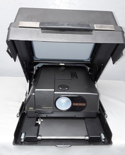 Diaprojektor des modells braun - des,