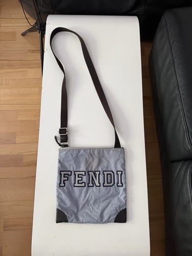 Fendi logomuster canvas - fendi,