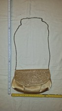 Goldene Abendtasche