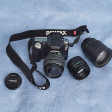 Pentax ist Dl2 + 3 Objektive neuwertig