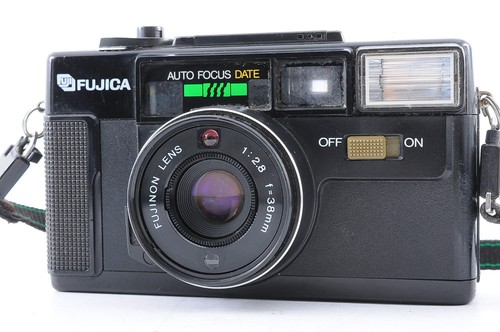Fast neuwertig fujica - [fast, neuwertig+]