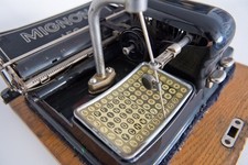 AEG MIGNON, Schreibmaschine Antik mit Koffer