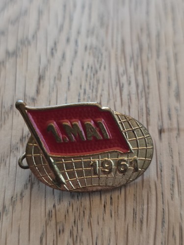 Mai 1961 ddr abzeichen - 1961, /