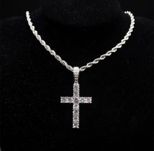 Kreuzkette mit Zirkoniasteinen