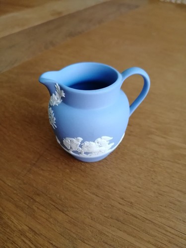 Wedgwood blue jasperware - wedgwood,
