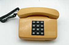Retro Telefon mit Tasten
