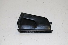 Käfer Cabrio 1303 : Anschluss für Düse im Armaturenbrett  mittig 133819717A