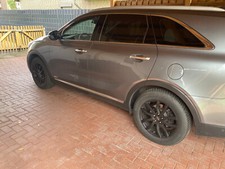 Winterräder Kia Sorento UM / Hyundai (?) 235/60 R 18, Profil 5-7mm
